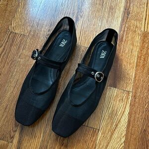 Zara mesh flats
